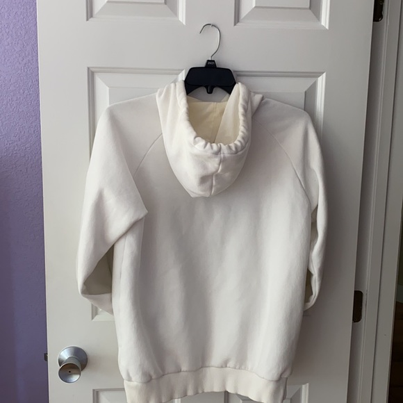 Cozy Adidas hoodie - Picture 2 of 4